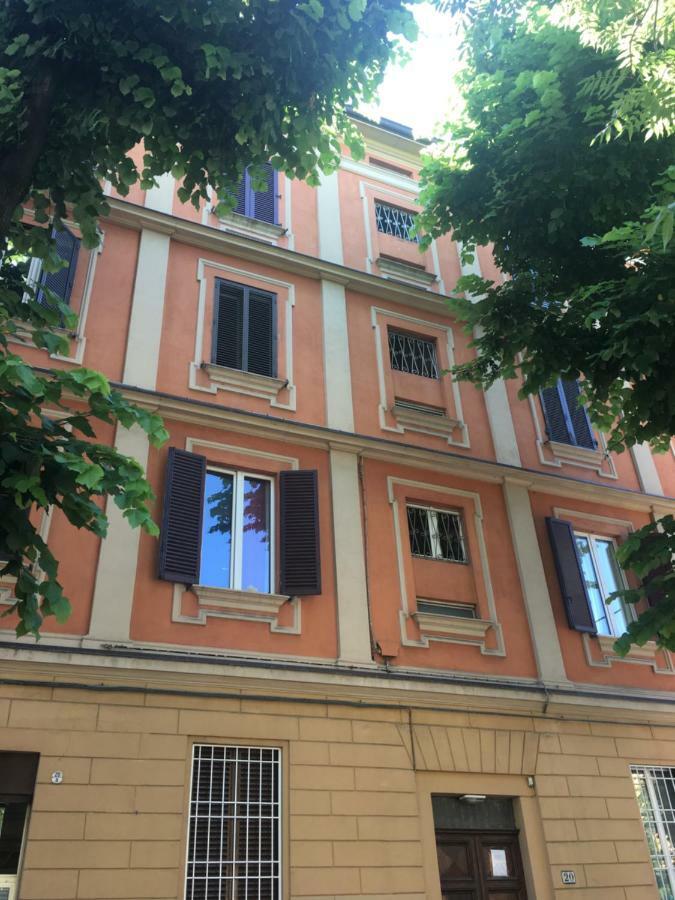 Oriani 20 Apartment Болоня Екстериор снимка